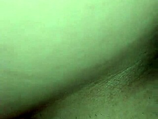 เฮ้ยอยากดูหนังโป๊บ้านกับเมียร้อน?