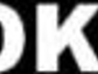 Famstroking - Liten stedatter Gianna Gem knullet av stefar ved siden av stemor Aaliyah Love