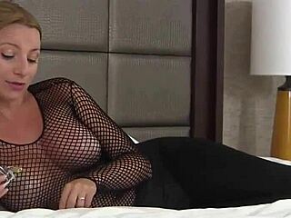 Does your cock deserve harsh punishment in the garage?