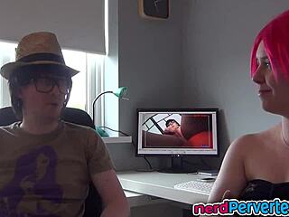 uhh, nerdy bimbo totally suckin this dude's cock