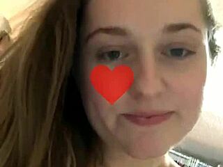 i'm watchin' angelica masturbatin' on webcam, she's so horny