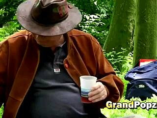 teen pussy licked outdoors