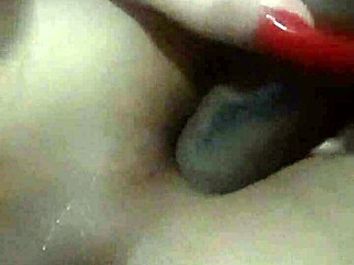 Kamilly Campos Uses Dildo For Anal Masturbation