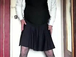 I Am Prepared To Be Humiliated Out In Public While People Watch Me Swallow Your Pee