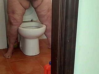 Coolmarina Screams, I'm So Hot! I Need To Fuck And Get Those Cocks!