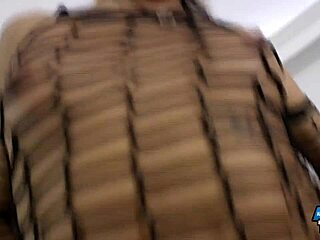 Alexis Crash Says, 'Let Him Lick My Tight Butt'