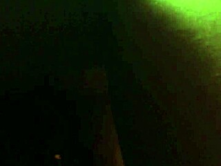 hoe slurps fat black cock in hotel