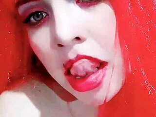 chica leche practices a lick