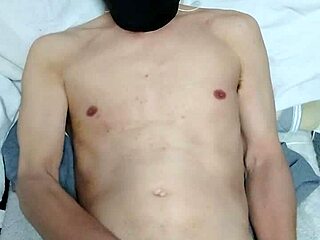 Guardami segarmi così: シコシコ