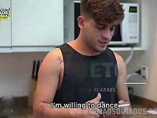 Listen to this gay erotic tale.