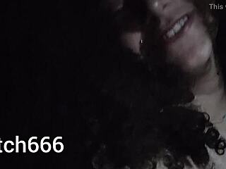 Novinha se exibindo na rua 😍