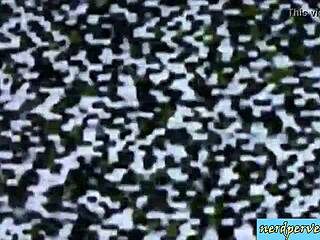 i'm showin' this reality pussy lickin' show, it's so nerdy hot