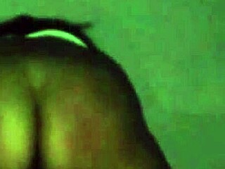 Hey, check out this mexicana cogelona getting wild with passion 😏💥