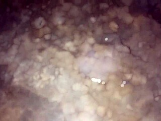 Érett kolumbiai MILF nagy cicikkel és seggel nagy farkat basz hotel szobában