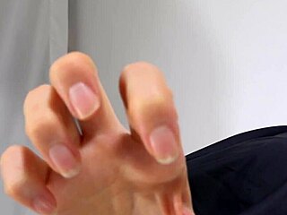 i love girls hand fetish so much