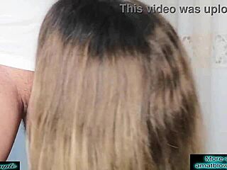 كيت الزوجة المرحة تخليه يقذف مرتين