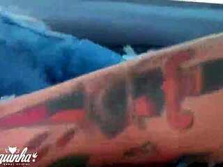 Wanessa Boyer Licking Pussy In Uber, Reaching Orgasm! 😏