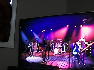 cheating with ex while gaming leads to big creampie