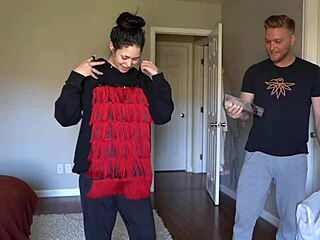 halloween vlog with tattooed couple and milf