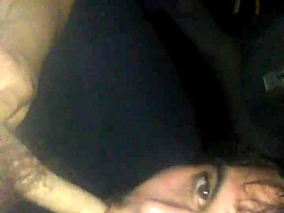 В старые времена ретро голубые фильмы снимали грубый гей-экшн на улице в общественных местах