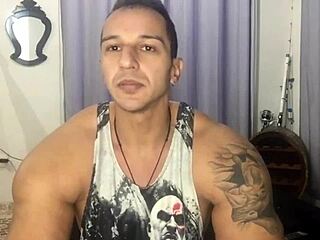 paty bumbum and el toro de oro in wild interracial bang!