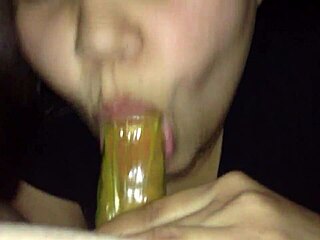 my girlfriend giving me a blowjob and handjob until cum