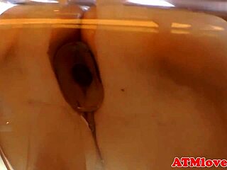 bigass babe in stockings gapes wide