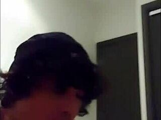 Leo gives chinese cum to latino twink 😘