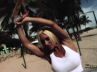 Milf gets interracial facial 😍