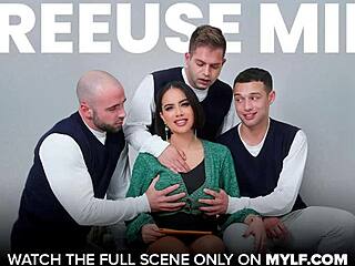 Hej hingst, vill du visa din heta tjej för free-use styvmamman Aaliyah Love?