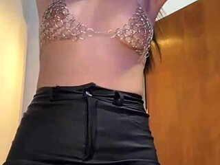 Found My New Outfit for Dancing, Wanna See Me Shake It?