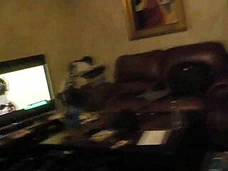 ワイルド・アイルランド・ローズが言う、スラムで激しく犯せ、クソ女