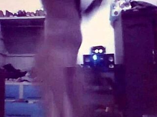 Webcam recording img 0110 mov captured live