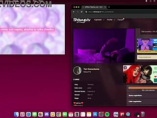 Temresa Gwiazdunia brings the heat with dancing and crossdressing on sex cam.