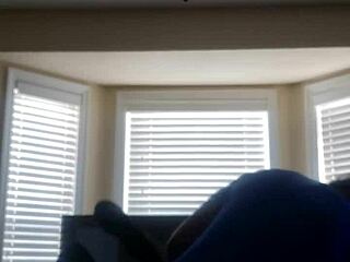 Boogie Makes White Girl Tap Out Fast