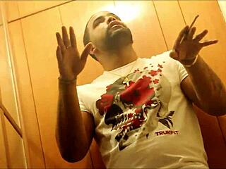 ride that horny ass hard! 😜