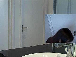 Fuck That Blonde Milf In The Bathroom!