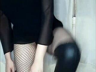 Perfect Brazilian teen 18+ does striptease, leading to blowjob and fucking 😍