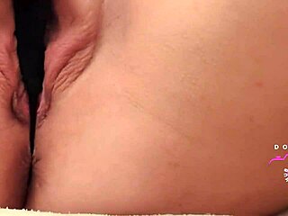 Milf Shows Juicy Pussy, Then Licks Cock! 🍆
