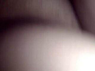 me cojo una milf sin forro y la lleno de leche