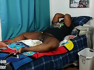 嘿，准备好和我一起尿布湿身训练了吗？