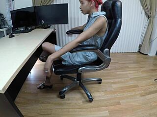 Can You Handle Dayanara's Intense Footjob?