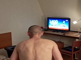 bisexual guy looking for fun with gay action 😏 in this hot scene