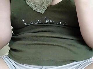 Beautiful Girl Performs Live Dance On Bigo Platform In Second Episode