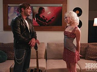 Kiera Cole Hooks Up With Rockstar In Doggystyle