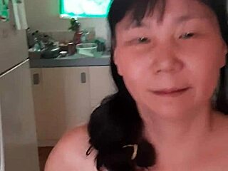 Duk pees in David's mouth then sucks his cock for cum