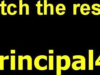 Эй, смотри, как большие сиськи моей рыжей жены прыгают на члене директора