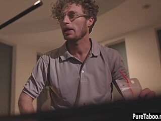 18+ギャルたちがVR乱交で狂ったグループセックス！