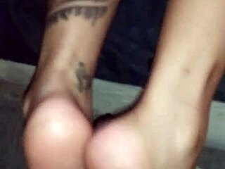 Thick-soled feet of a redhead babe get pleasure during sex