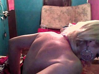 Travesti nayara tells her story of transformation.